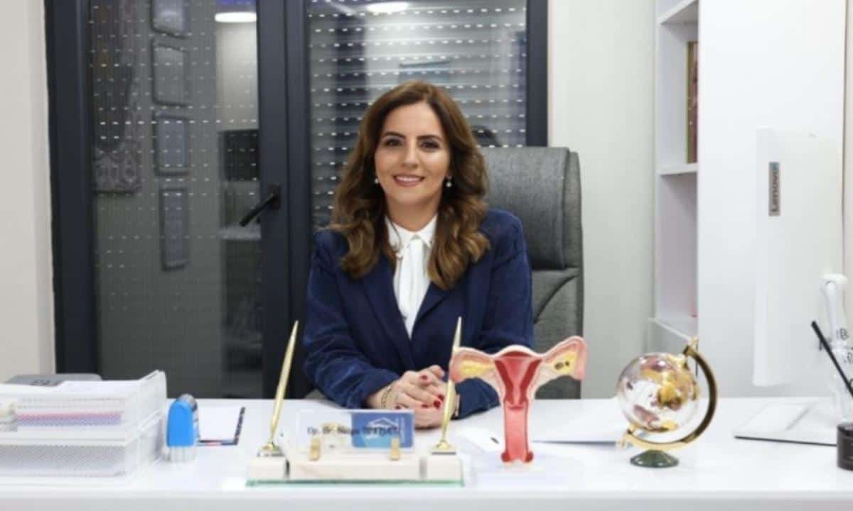 Kadın hastalıkları ve doğum uzmanı Dr. Hülya Toklucu