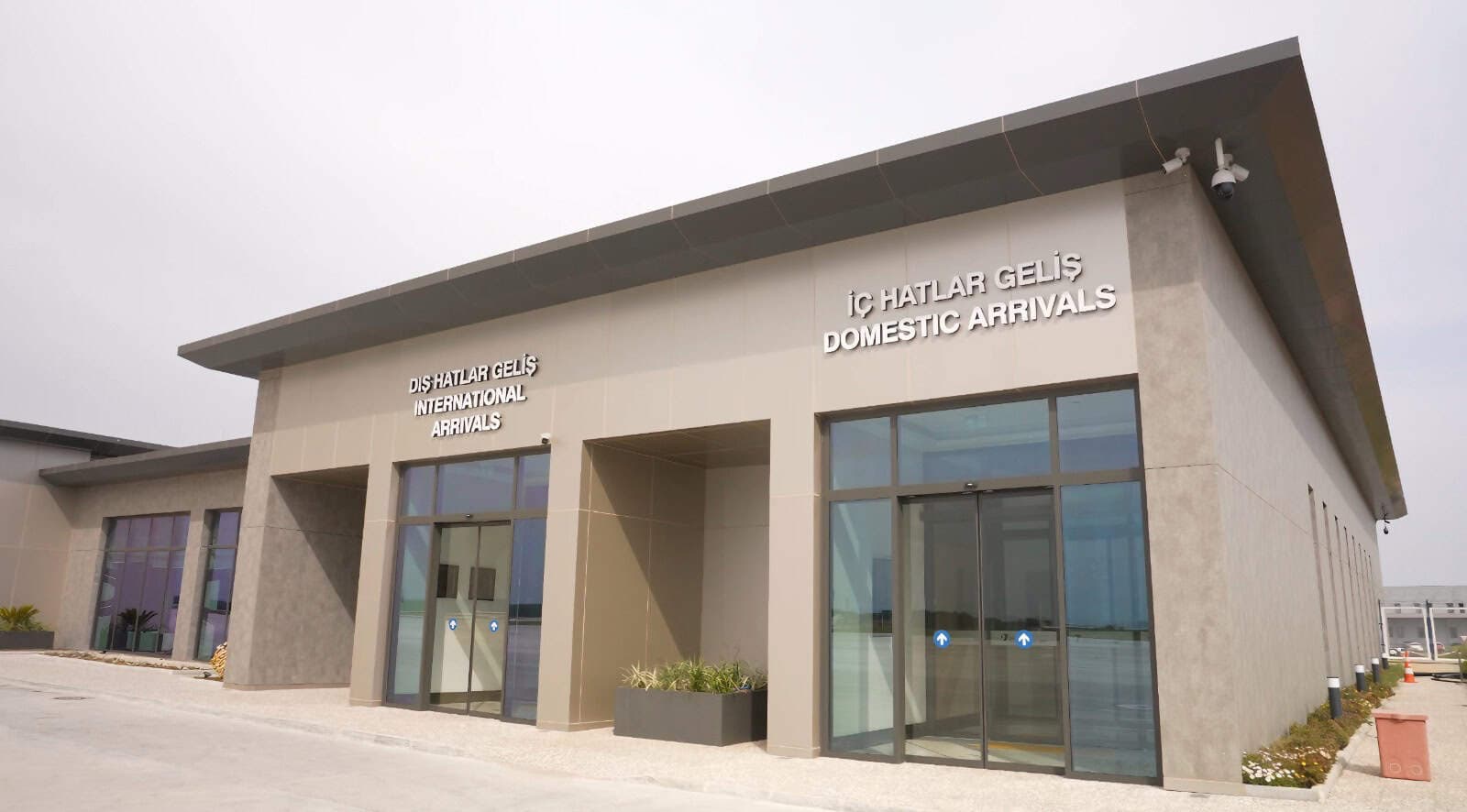 Antalya Havalimanı'nın Yeni Terminalleriyle Kapasite ve Yolcu Artışı Dikkat Çekiyor