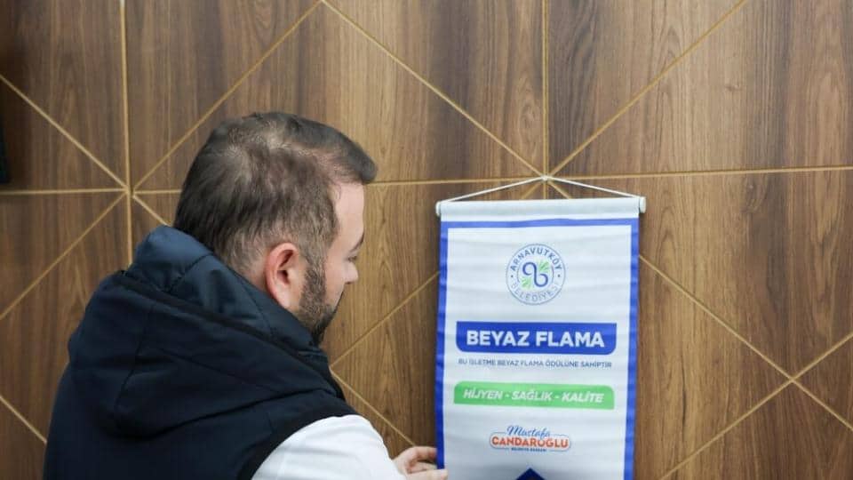 Arnavutköy’de Gıda ve Hizmet Standartları Beyaz Flama Projesiyle Yükseliyor