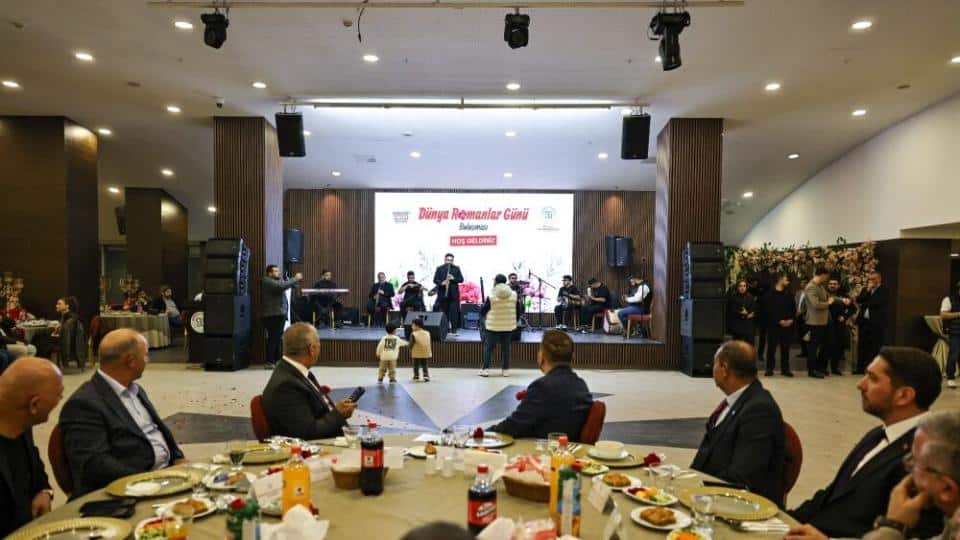 Arnavutköy’de Roman Kültürünü Yaşatan Etkinlikte Birlik ve Dayanışma Mesajı