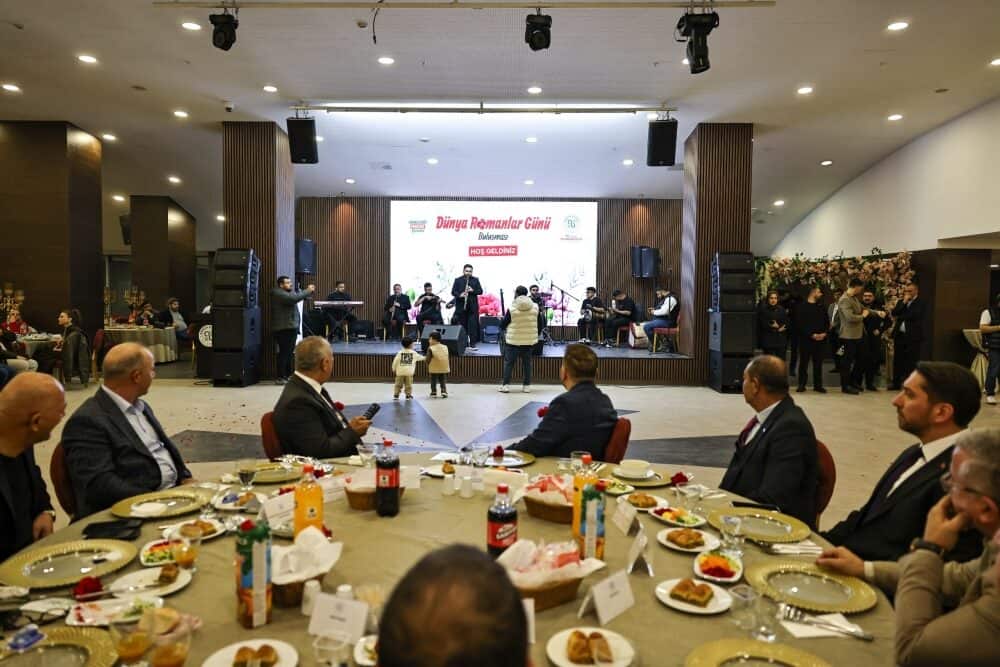 Arnavutköy’de Roman Kültürünü Yaşatan Etkinlikte Birlik ve Dayanışma Mesajı