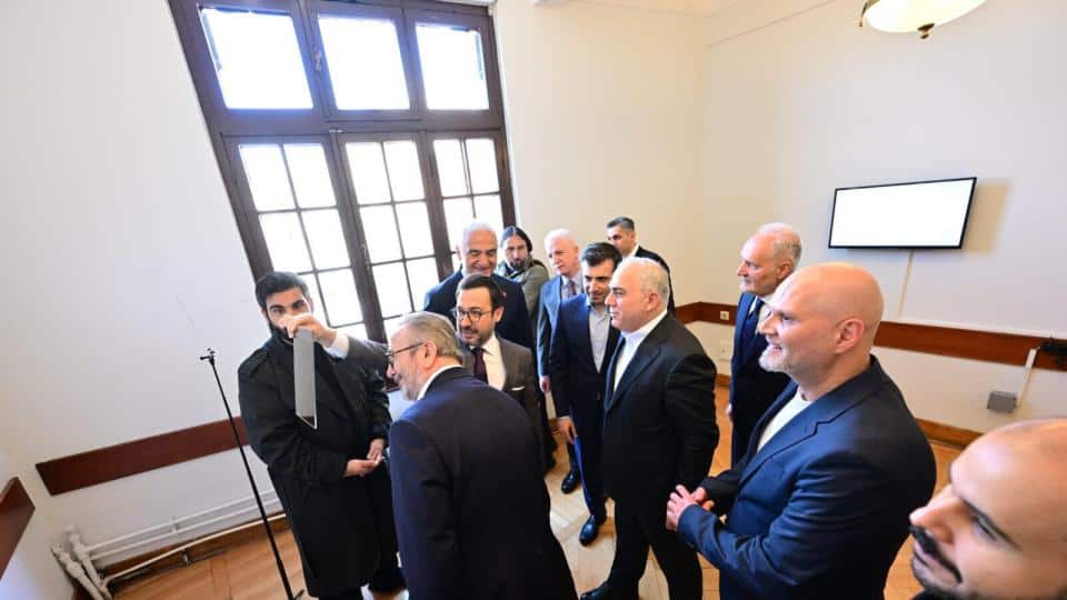 ArtıKÜME 2025 ve ODAK Sergileri Karaköy Palas’ta Sanatseverlerle Buluştu