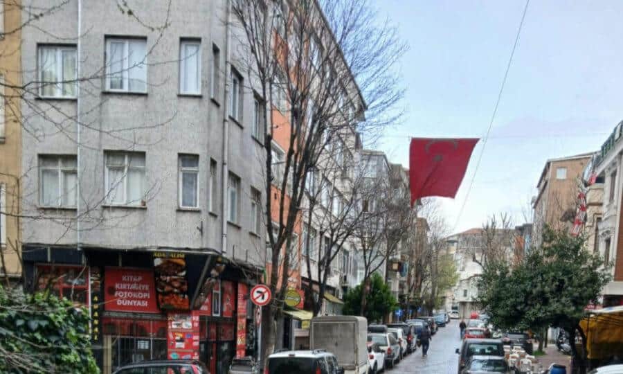 Fatih’te Temizlik Ekipleri Çevre Sağlığı İçin 7/24 Görevde