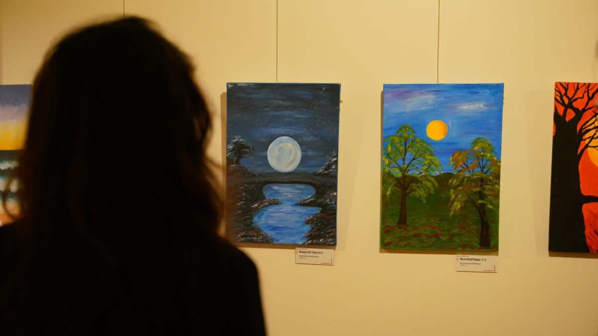 Gelenbevi Anadolu Lisesi Öğrencilerinin Eserleri Kadırga Sanat Galerileri’nde Sergileniyor