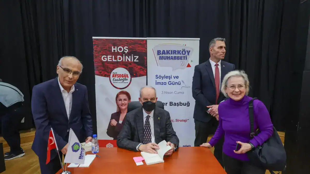 İlker Başbuğ, Bakırköy'de 'Lider, Güç, Strateji' Söyleşisinde Yoğun İlgiyle Karşılandı