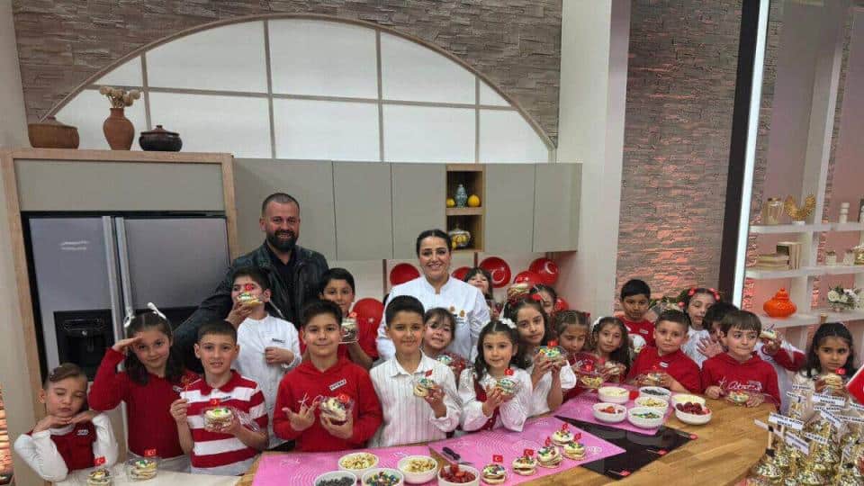 KARINCA El Emeği Eğitim Birimi, 23 Nisan’da TRT 1’de Çocuklarla Üretim Odaklı Canlı Yayına Katıldı