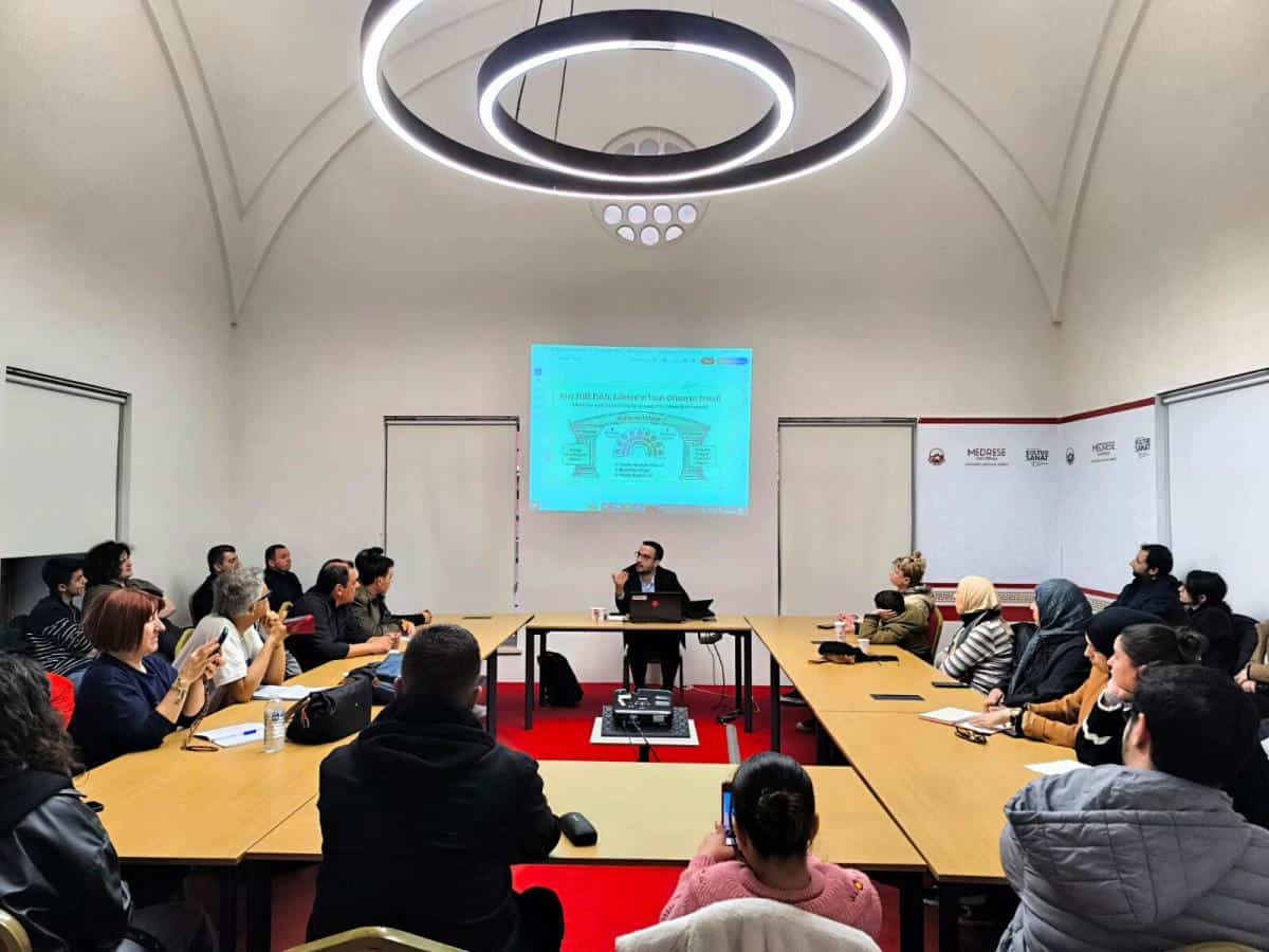 Medrese Davutpaşa’da Modern Orta Doğu Tarihi Programı Tamamlandı