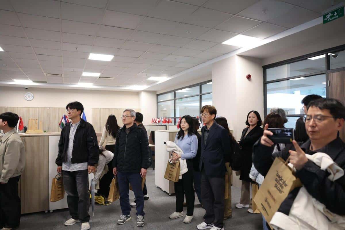 Bağcılar Belediyesi’nde Koreli Heyete, 97 Yaşındaki Kore Gazisi Haydar Duman’dan Sürpriz Karşılama