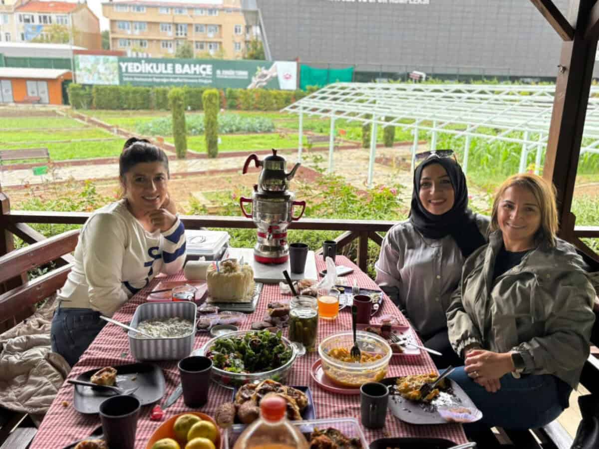 Yedikule Bahçe’de Piknik ve Doğa Etkinlikleri İstanbulluları Buluşturuyor